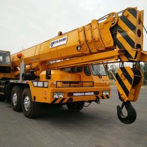 Cho Thuê Xe Cẩu Bánh Lốp