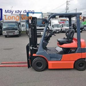 XE NÂNG HÀNG TOYOTA 52-8FD30