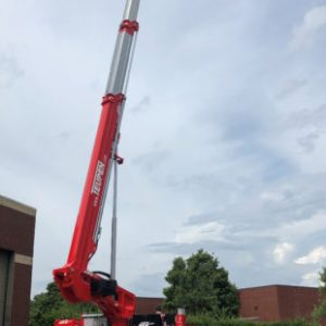 XE NÂNG NGƯỜI CHÂN NHỆN LEO21GT